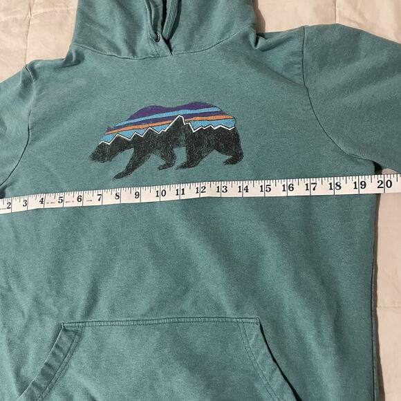 Patagonia Hoodie Sweatshirt Women Medium Fitz Roy Bear Uprisal Green Real Pocket - Picture 4 of 10